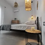 Mantalena's House Apartman Andíparosz