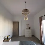 Apartman Mantalena's House *