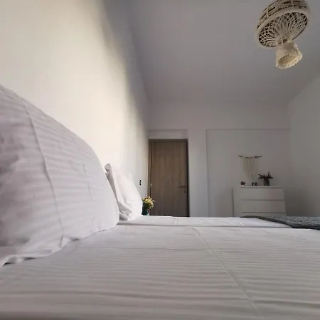Apartman Mantalena's House *